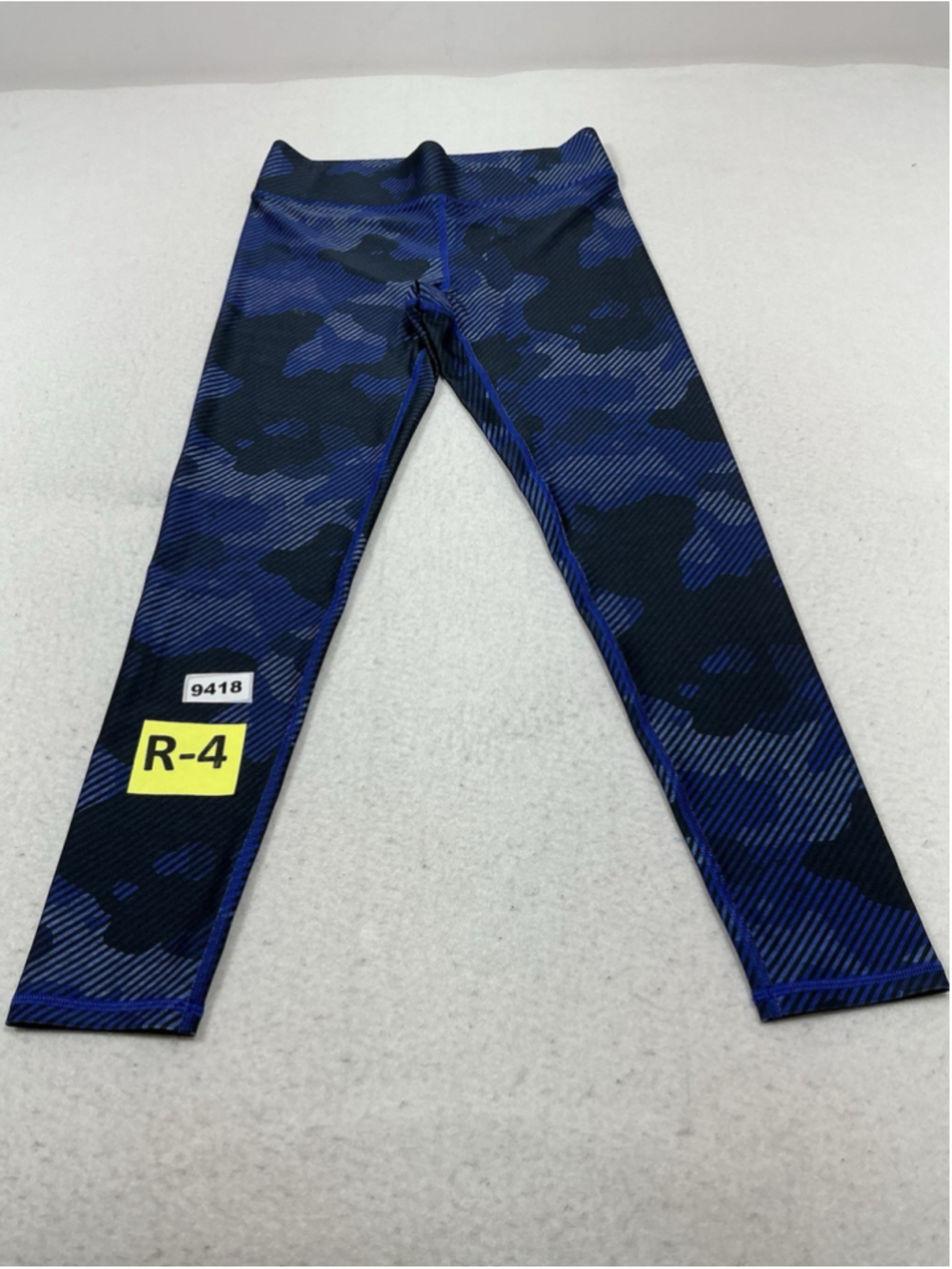 Womans Excellent Terez Pullon Athletic Compression Pants Medium Blue Camo
